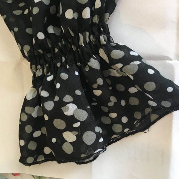 NWOT Black Polka Dot Ruffle Blouse - Picture 3 of 3